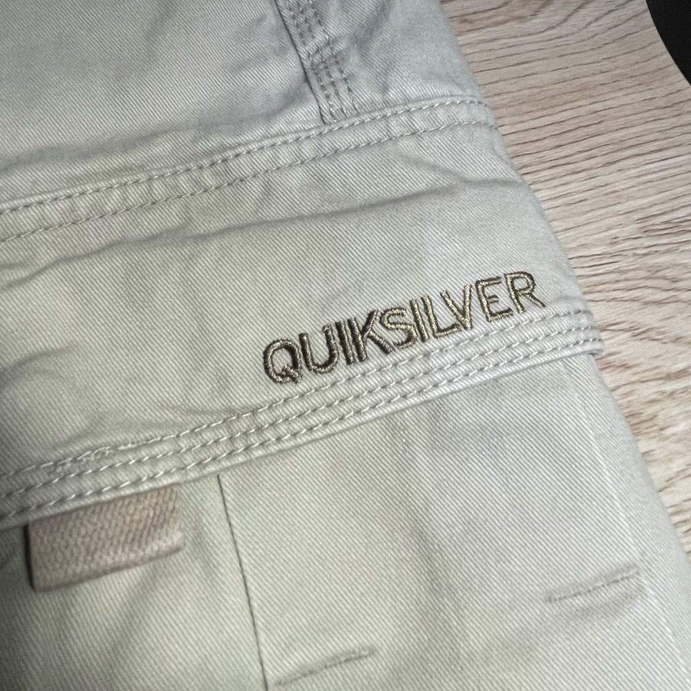 Quicksilver cargo shorts - Picture 4 of 6